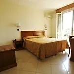 Szálloda Coluccini Marina di Pietrasanta