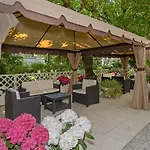Coluccini Hotel 3*
