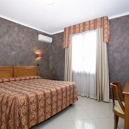 Coluccini 3* Marina di Pietrasanta
