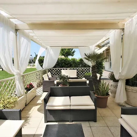Coluccini Hotel