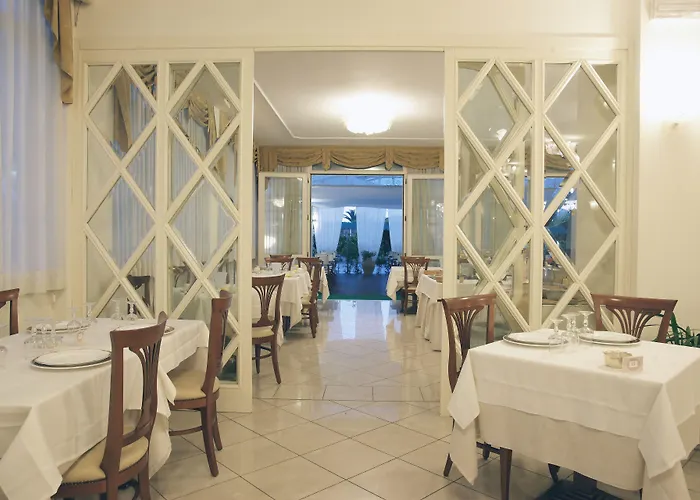 Coluccini 3* Marina di Pietrasanta