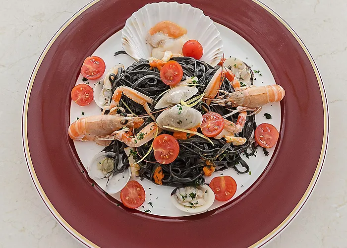 Coluccini 3* מרינה די פיאטרסנטה