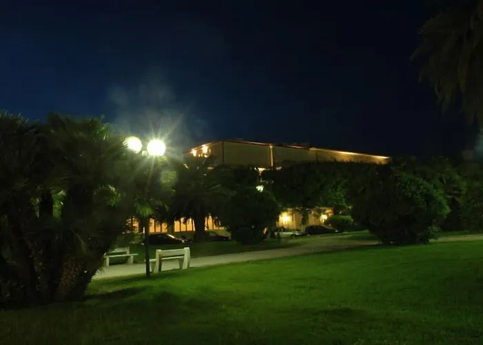 Coluccini 3* מרינה די פיאטרסנטה