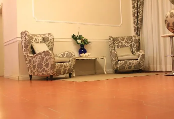 Coluccini מרינה די פיאטרסנטה