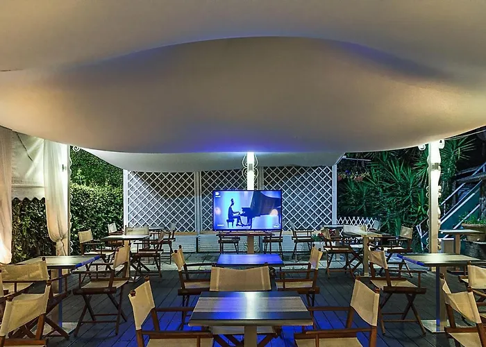 Coluccini 3* Marina di Pietrasanta